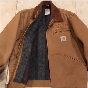 Men’s Carhartt coat